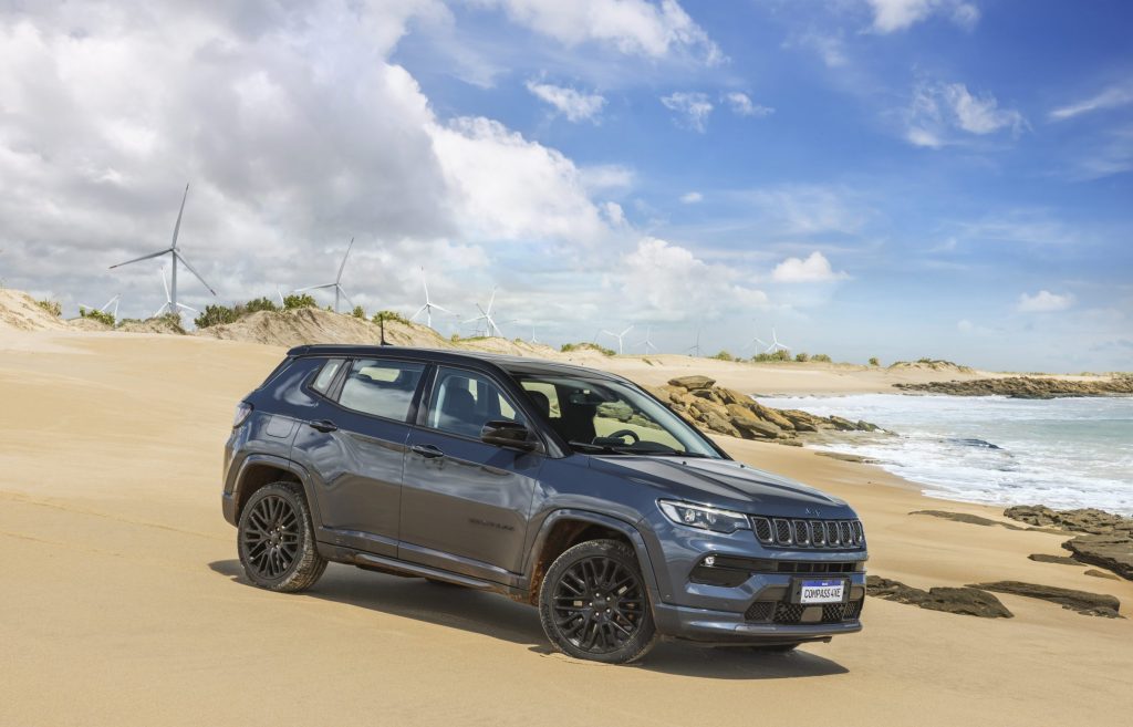 Novo Jeep Compass 4xe acaba de ser lançado no Brasil