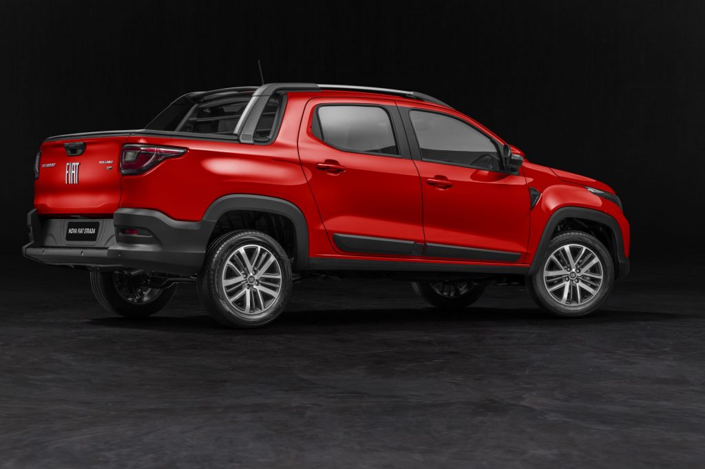 Fiat Strada foi o modelo mais vendido no último mês 