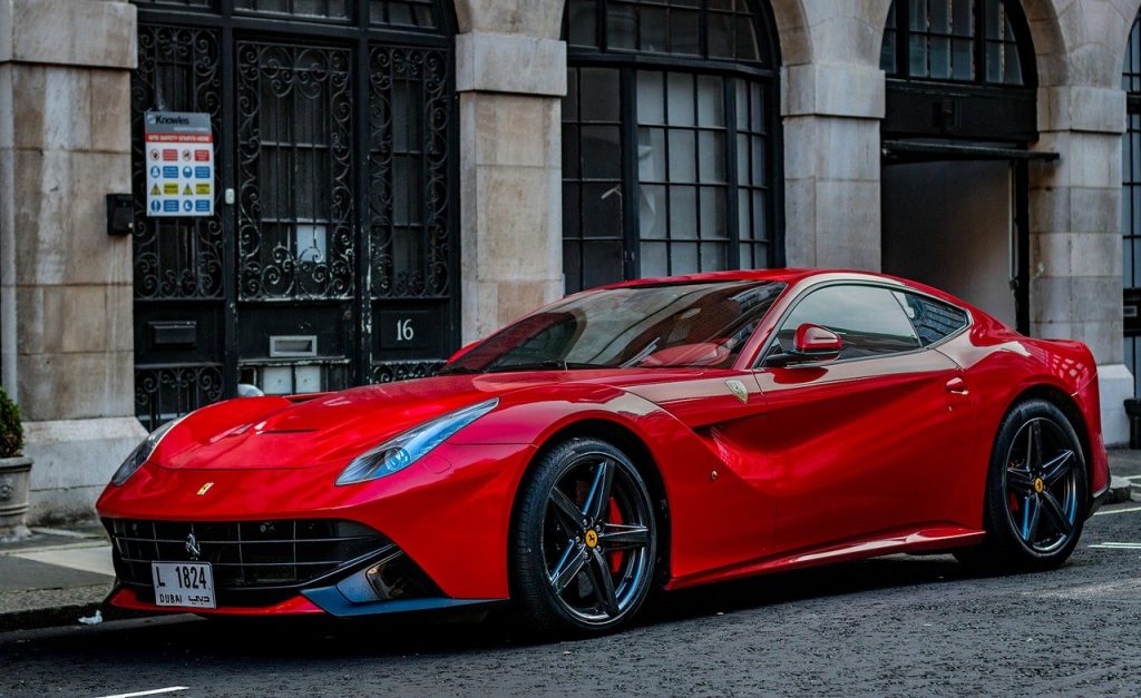 Artistas que a Ferrari não faz questão de vender os carros 