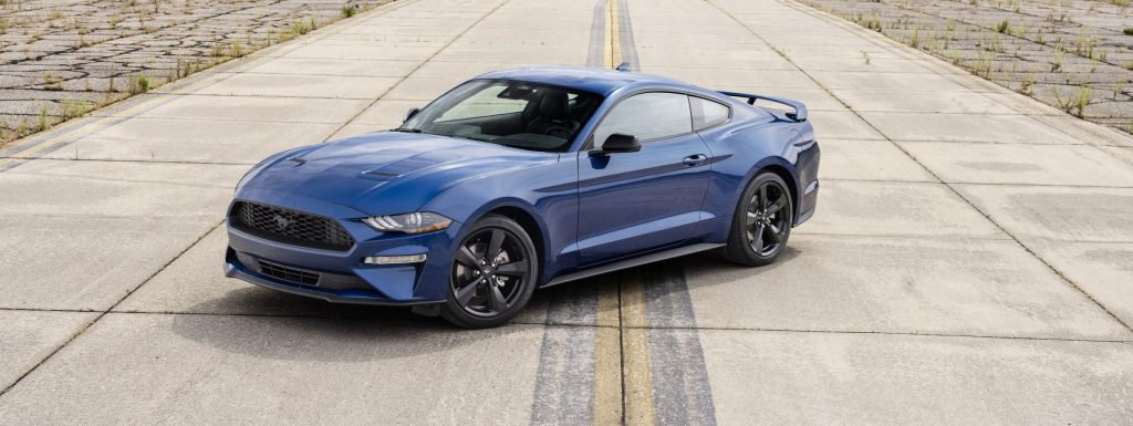 O Ford Mustang 2024 deve ser apresentado em abril de 2023. Porém, algumas especulações do que esperar no modelo já são feitas, veja