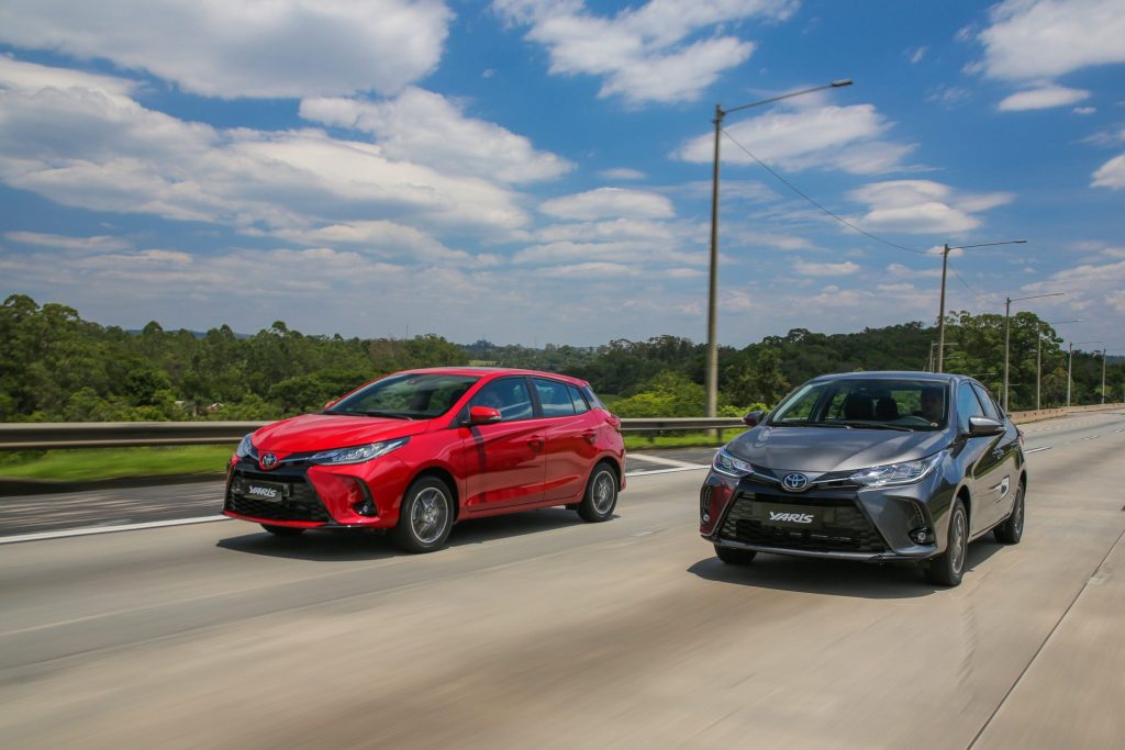 Novo Toyota Yaris é visto em testes na Tailândia