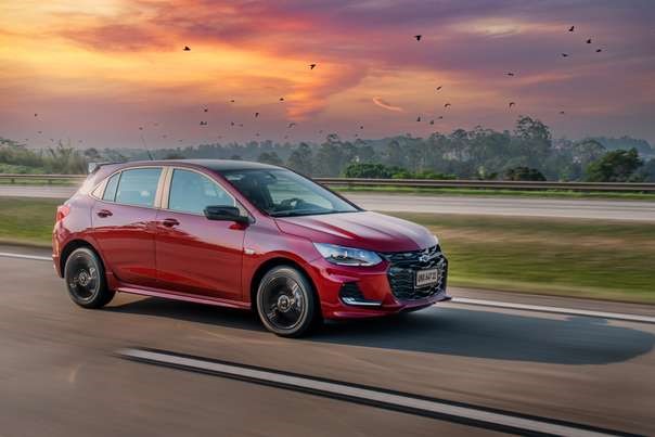 Chevrolet Onix 2023: Preços, Versões, Consumo, Motor e Ficha
