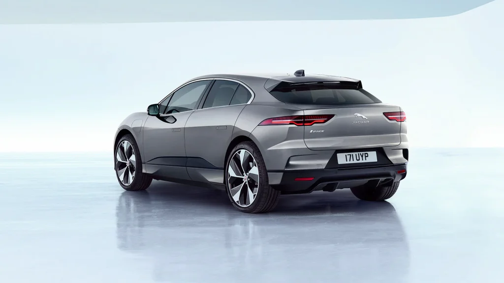 Jaguar deve apresentar três novos SUVs elétricos em 2025