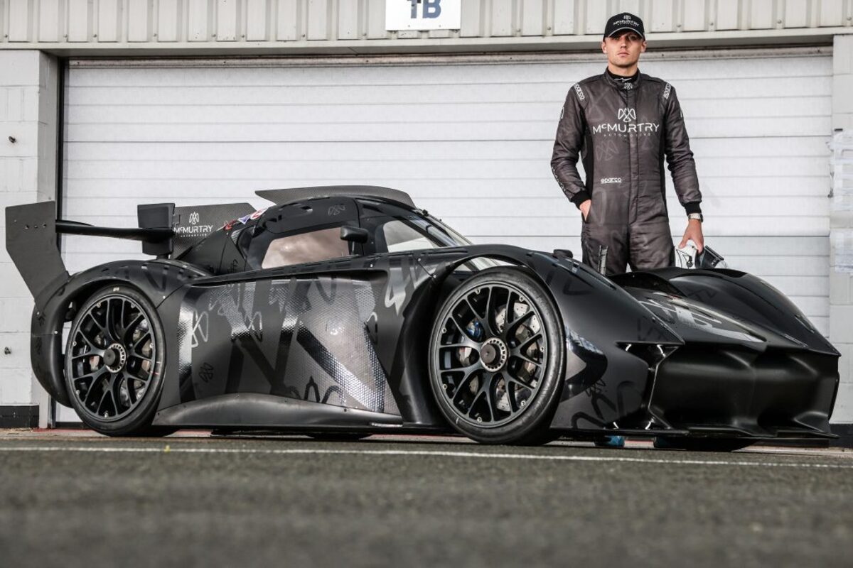 Fórmula E: carro elétrico de corrida de 3ª geração vai a 322 km/h