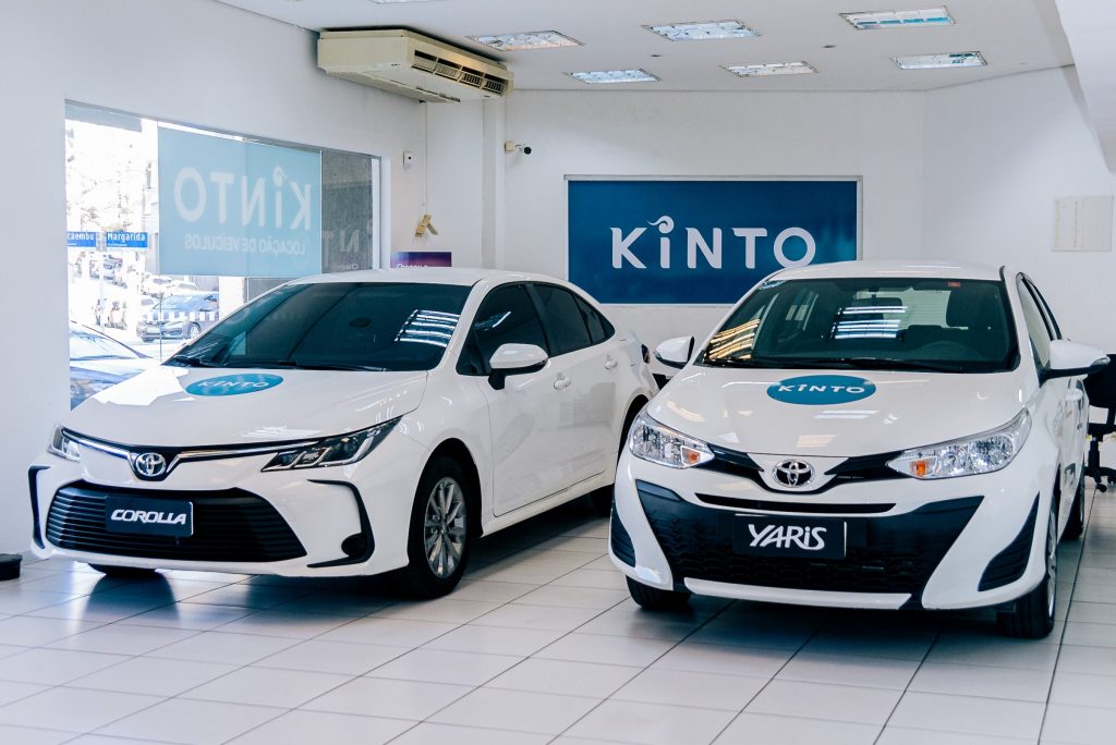 A Kinto, empresa de mobilidade da Toyota, agora oferece o serviço de assinatura de carros seminovos no mercado nacional