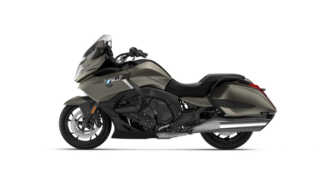 Confira os detalhes de uma das motos de luxo da BMW, a K 1600 Bagger. O modelo é importado e tem preço inicial de R$ 306,5 mil