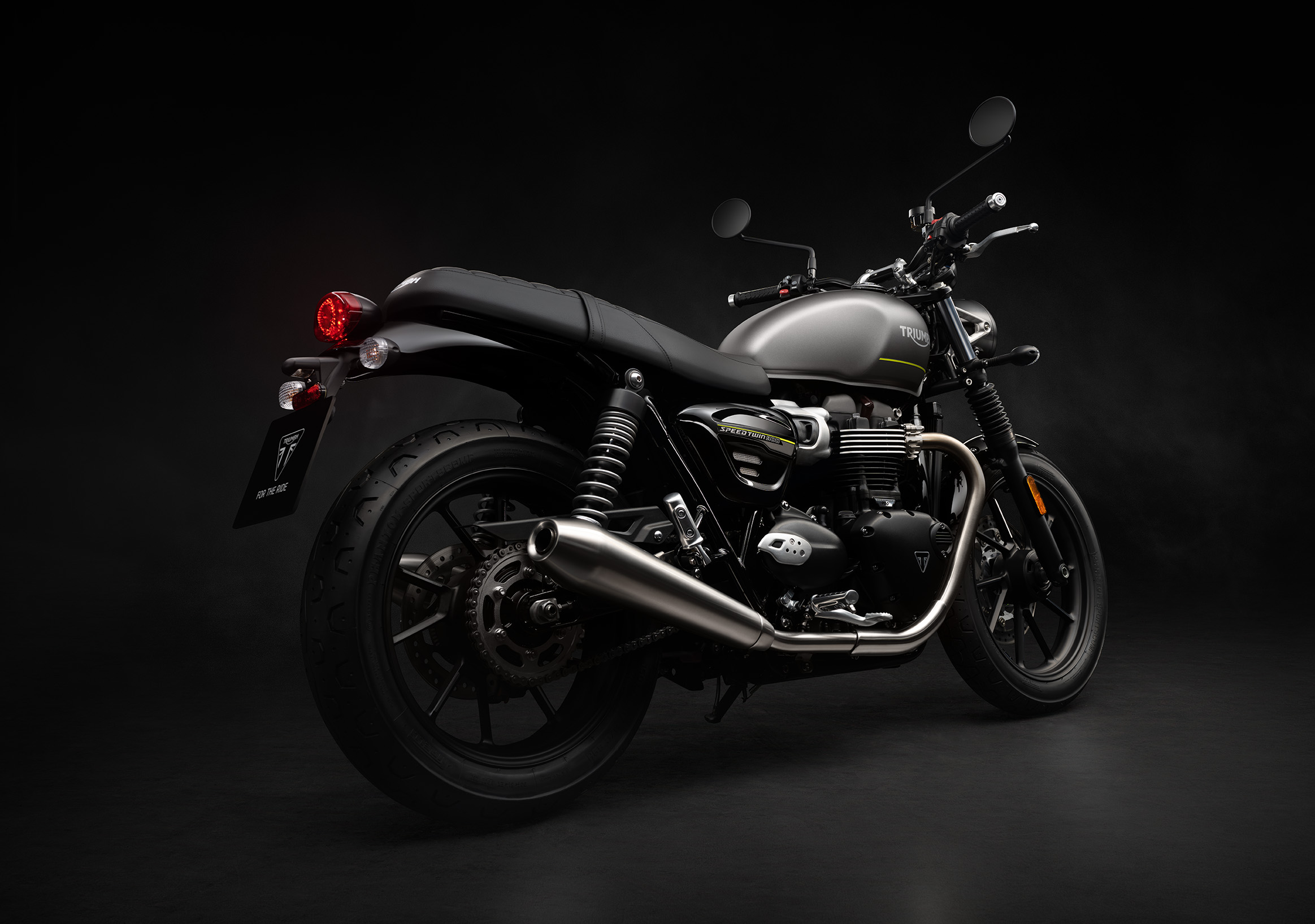 As motos clássicas da Triumph ganham novidades a partir da linha 2023. Os modelos agora contam com nomenclaturas e cores diferenciadas