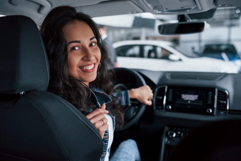 Com a popularização dos novos meios de transporte, o jovem de hoje em dia não tem a mesma paixão pelos carros como antigamente