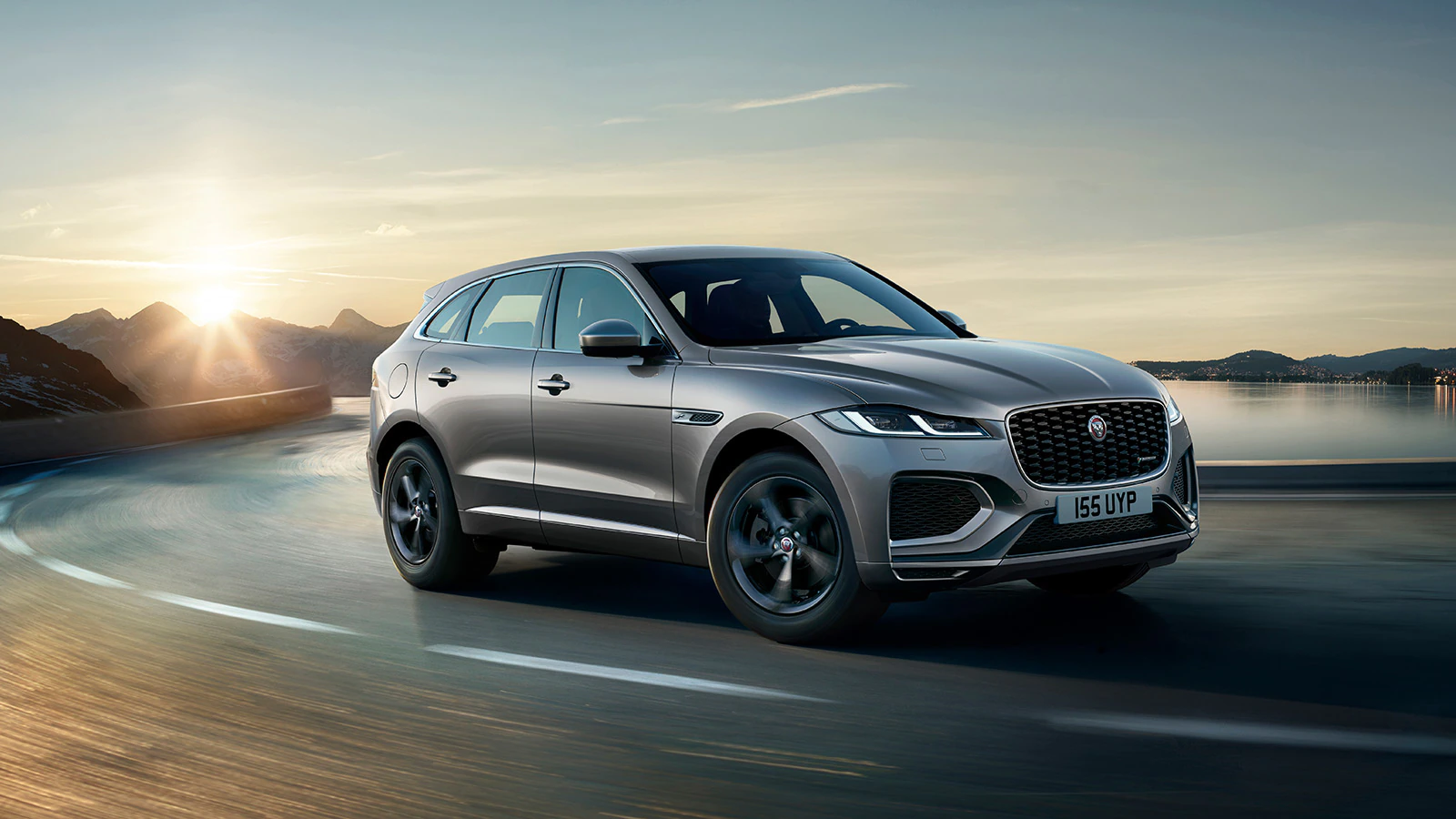 Jaguar F-Pace 2023 híbrido