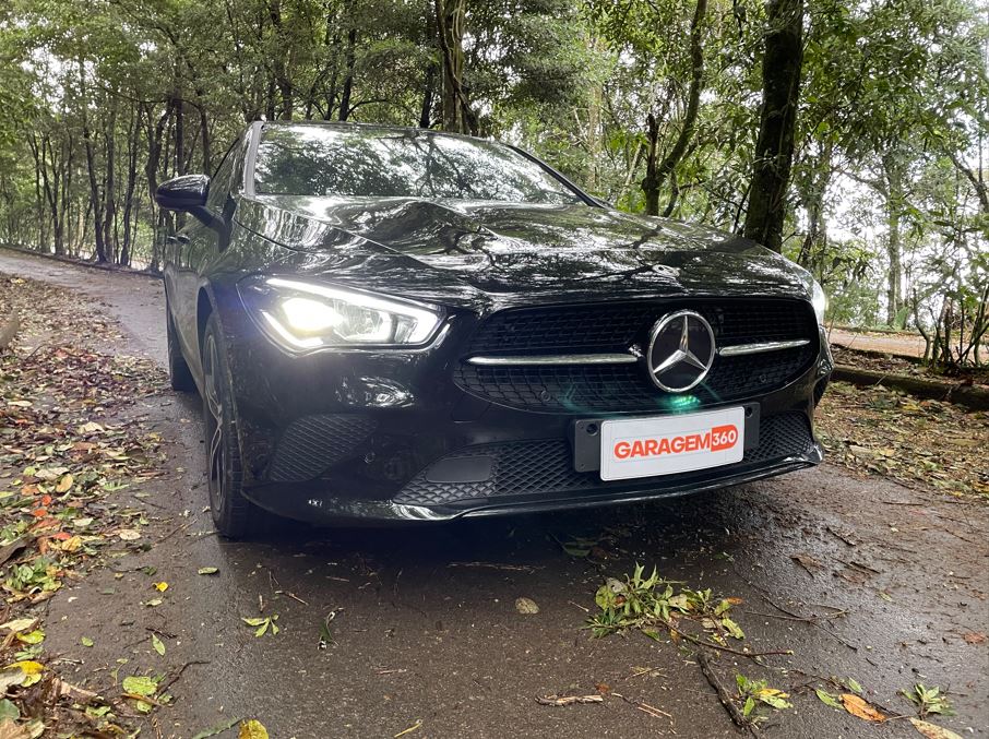 O cupê de luxo, Mercedes-Benz CLA 250 2022 perdeu importantes itens de conforto e tecnologia, devido a escassez de semicondutores