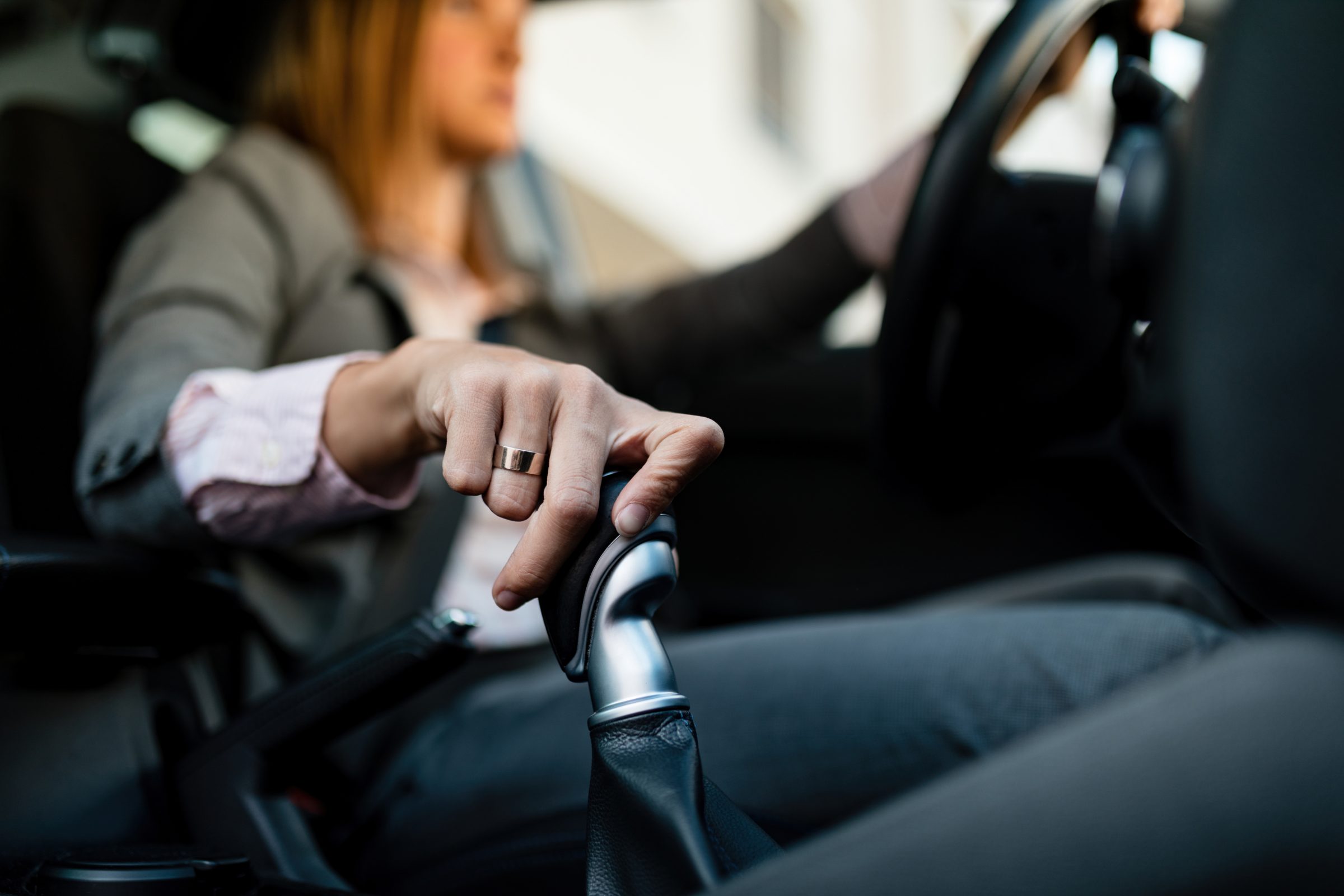 Erros ao usar o câmbio automático, que podem acabar com o seu carro