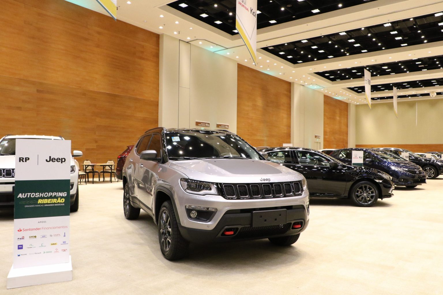 Salão do automóvel AutoShopping traz as novidades de montadoras