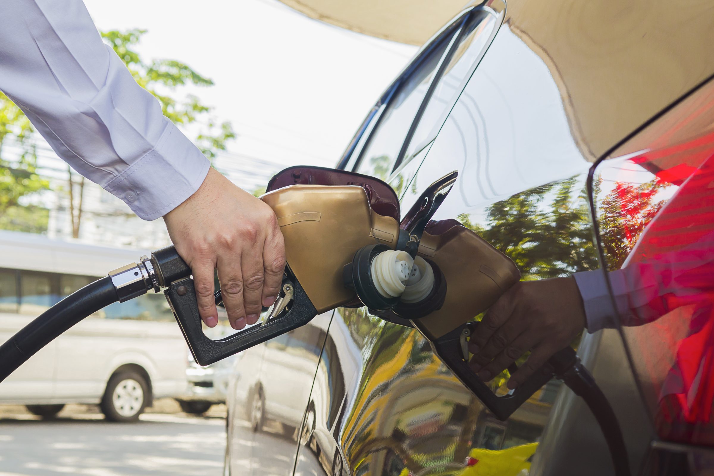 Preço da gasolina recua mais de 6% na primeira quinzena de agosto