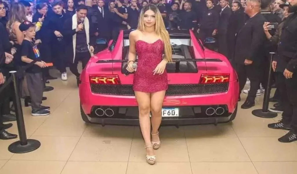 A cantora Melody foi presenteado com um Lamborghini Gallardo 2009 em seu aniversário de 15 anos; veja informações sobre o carro