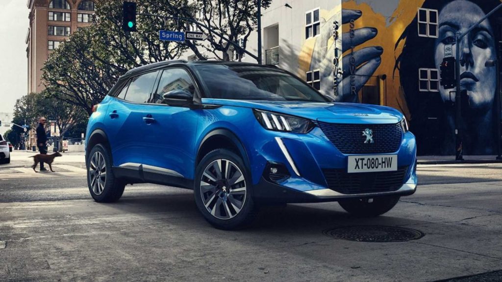 A Peugeot acaba de confirmar o lançamento do novo Peugeot 2008 elétrico, SUV compacto que chega para compor a gama da marca