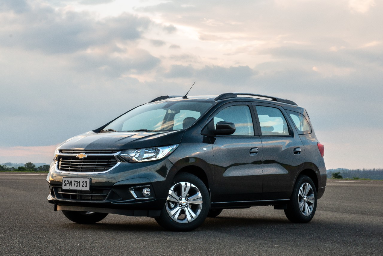 Veja os detalhes da Chevrolet Spin, veículo que domina o mercado de minivans no Brasil e que é vendida em linha 2023