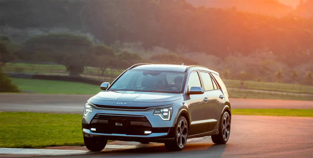 Veja tudo o que você precisa saber sobre o Kia Niro, o terceiro modelo da ofensiva de elétricos da marca para o Brasil