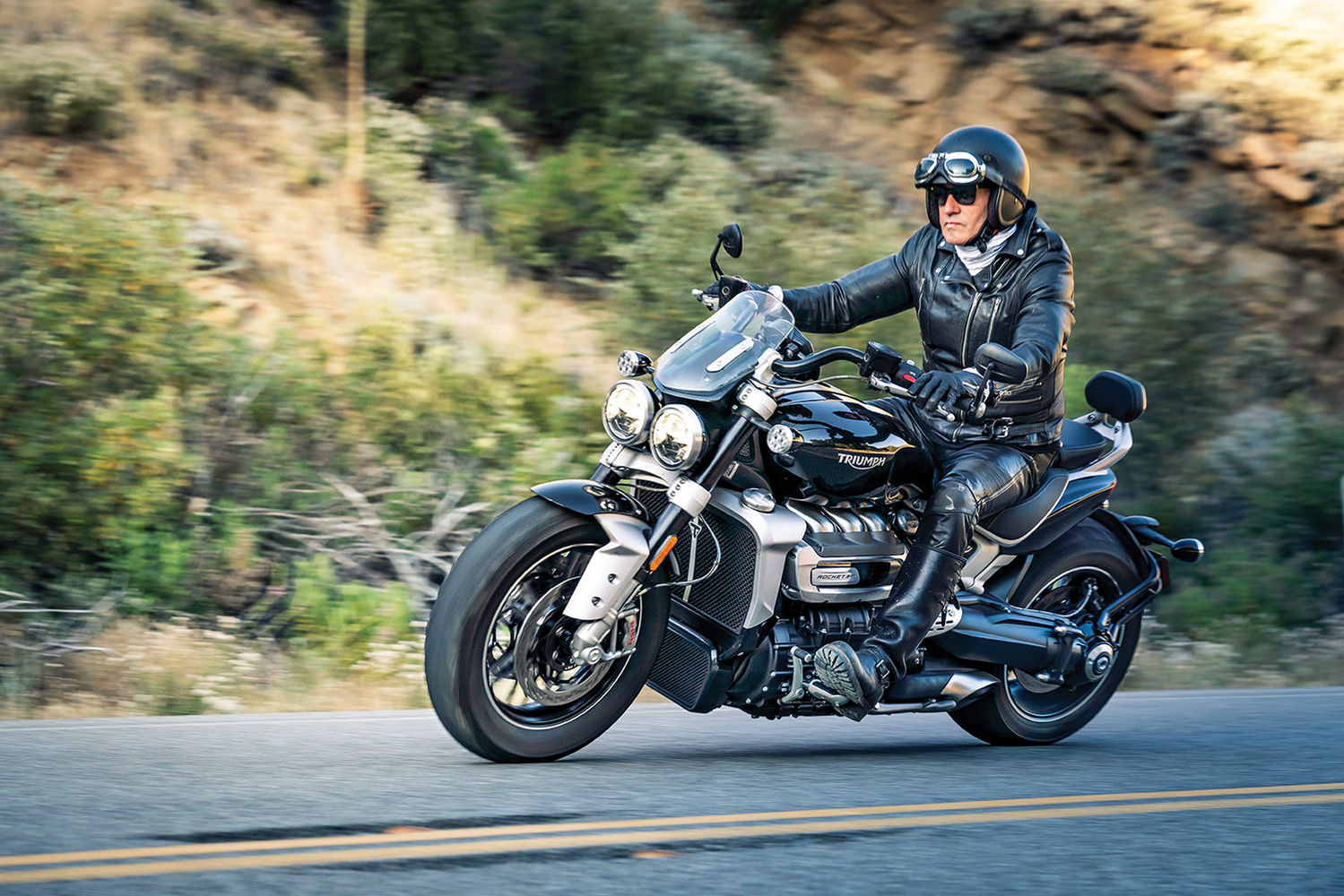 Nova Triumph Rocket 3 GT chega ao Brasil ainda neste mês