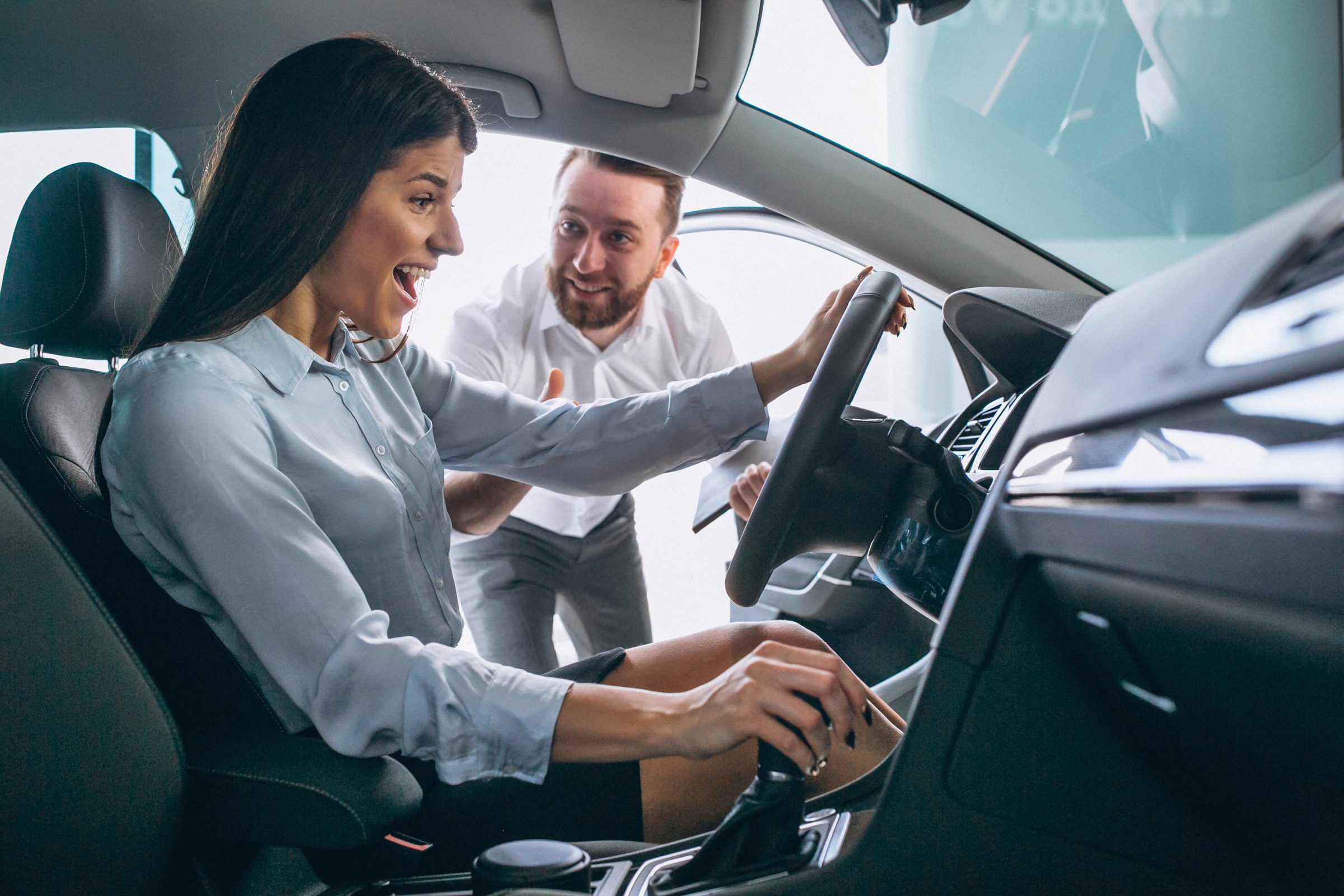 A compra de um carro seminovo pode gerar inúmeras vantagens