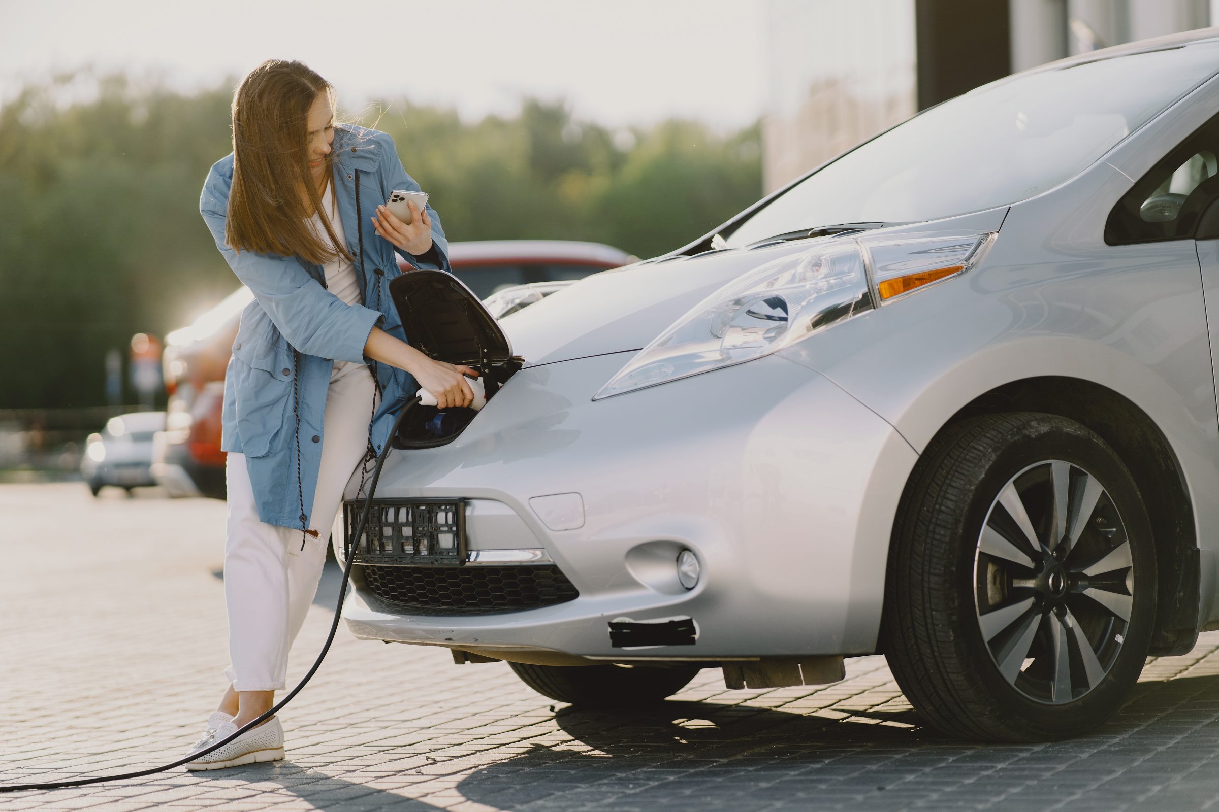 A rede de shoppings da Multiplan agora conta com eletropostos de carregamento para carros elétricos em todas as unidades