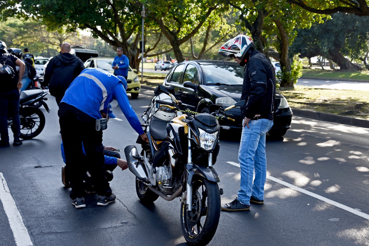 Detran abre vagas para curso de mototaxista; veja como participar