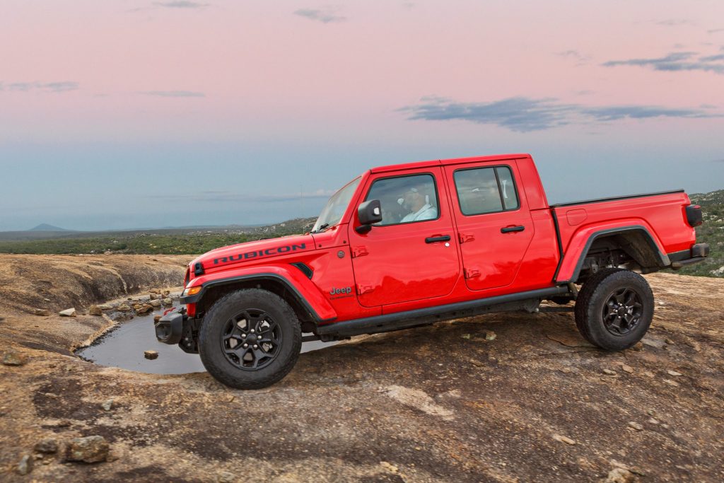 Jeep Gladiator está disponível através do serviço de carro por assinatura 