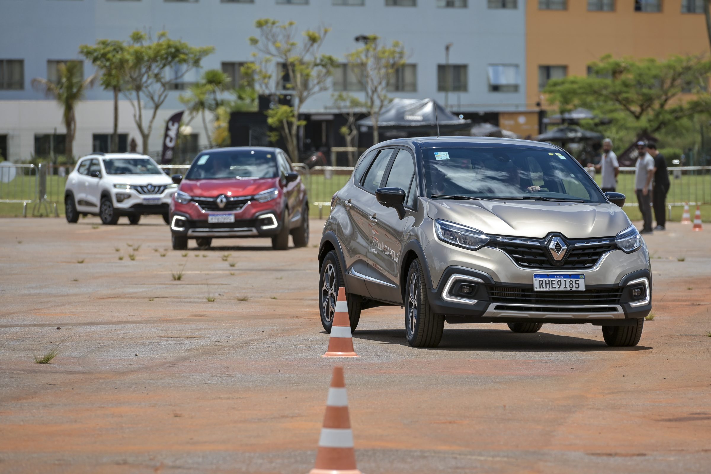 renault kwid no curso de direção segura