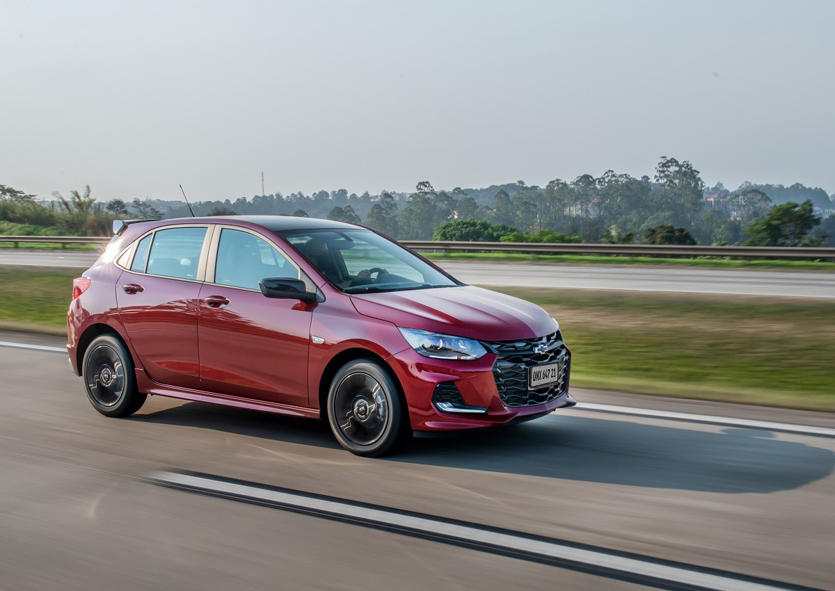 Chevrolet Onix RS 2023: 5 razões para comprar, uma para desistir