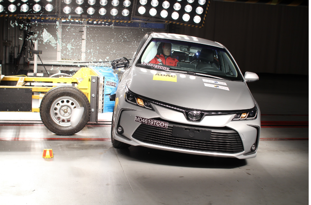 Toyota Corolla recebe 5 estrelas no Latin NCap