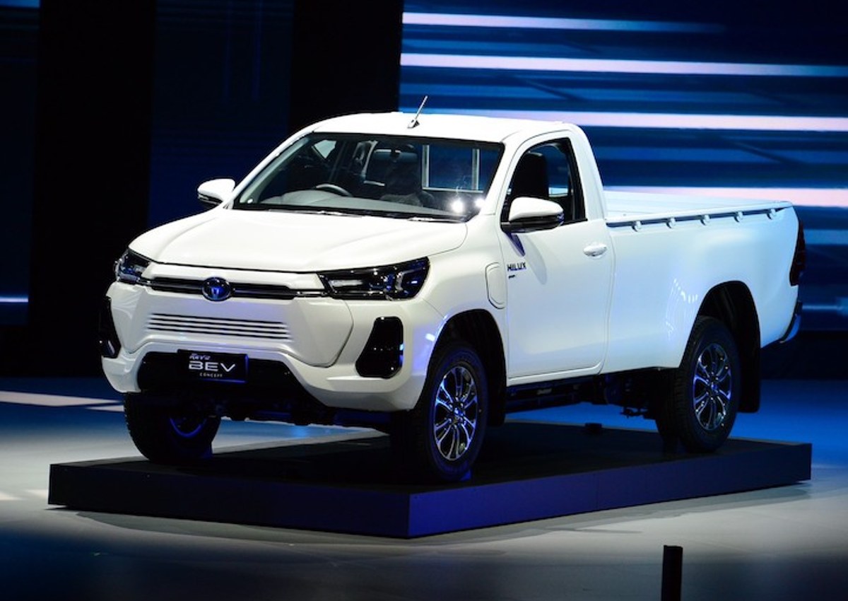 Toyota Hilux elétrica Revo BEV Concept