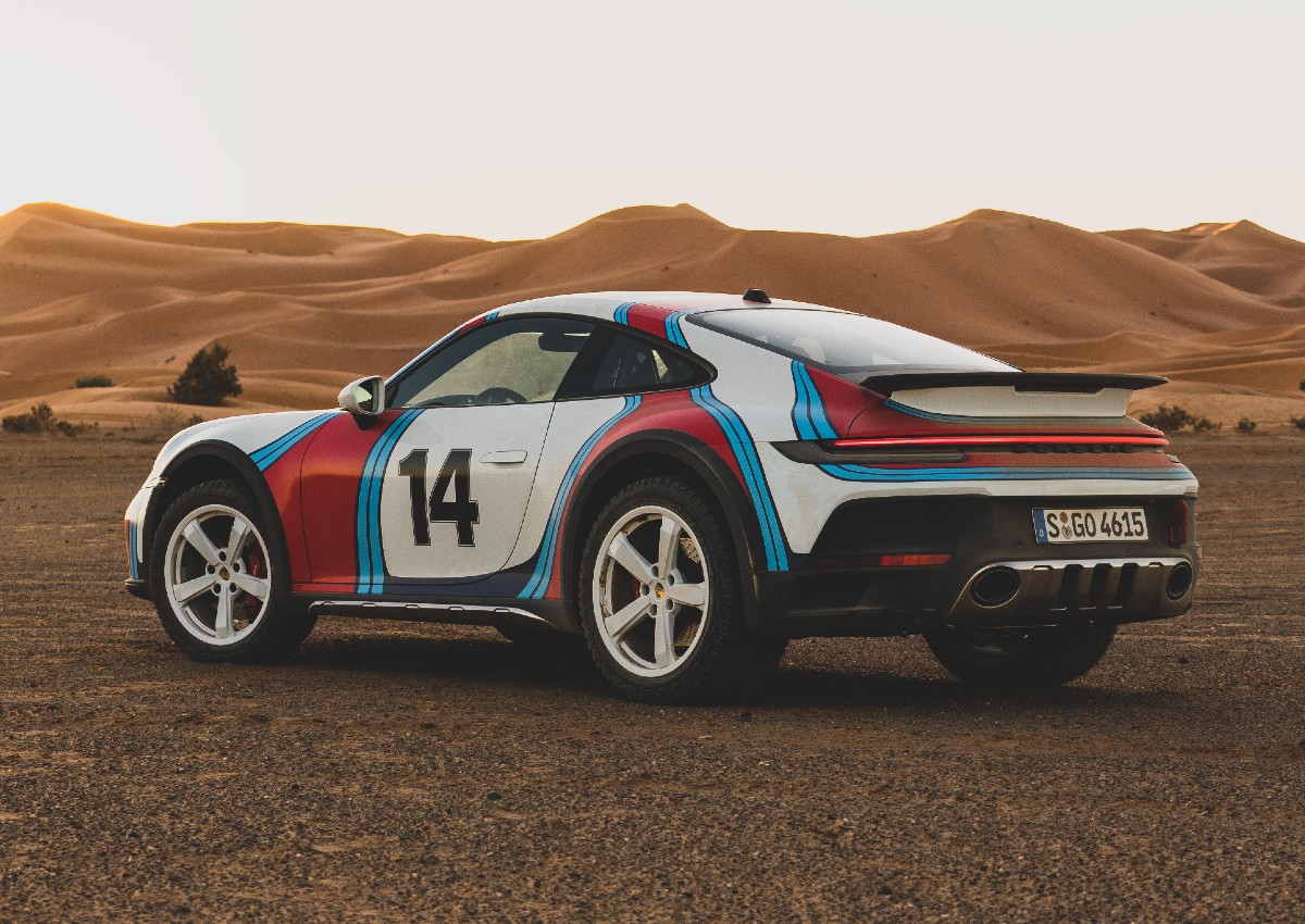 O Porsche 911 Dakar acaba de ganhar mais três opções de customização inspiradas nos modelos de corrida de rali