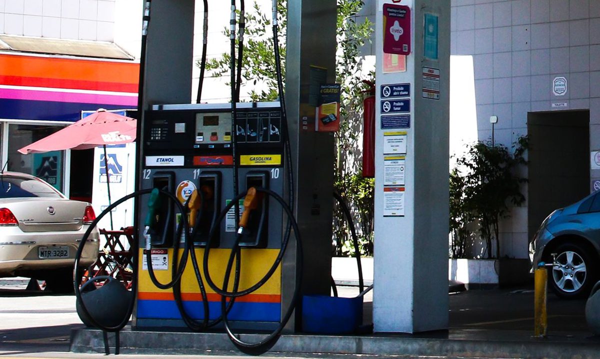 Após desoneração, postos aproveitam para abusar no preço da gasolina