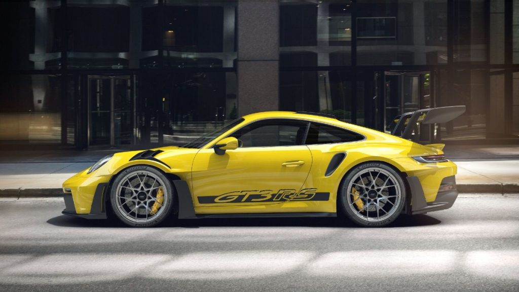 Porsche 911 GT3 RS 2023 ficha técnica, preço e itens de série