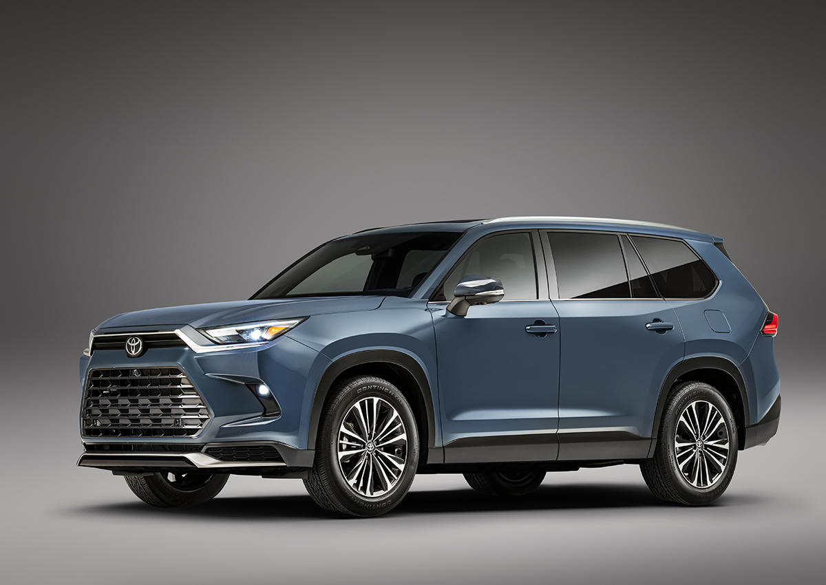 Conheça os detalhes do Toyota Grand Highlander, novo SUV familiar da marca que tem capacidade para acomodar até oito pessoas