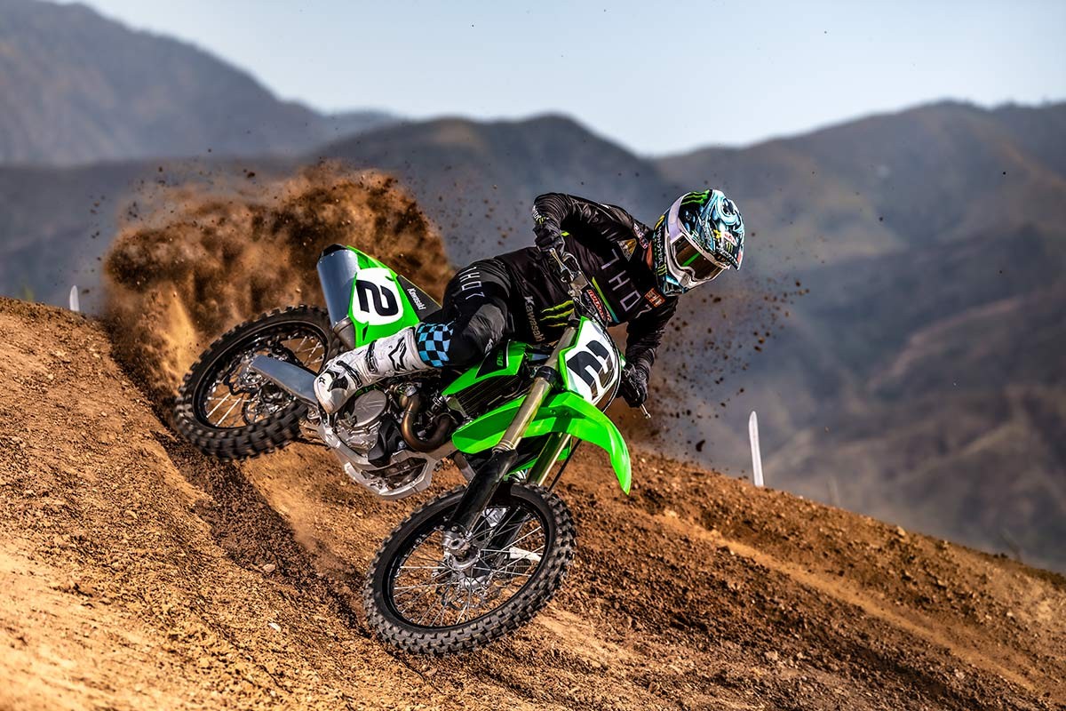 Ficha técnica da Kawasaki KX 450 2023