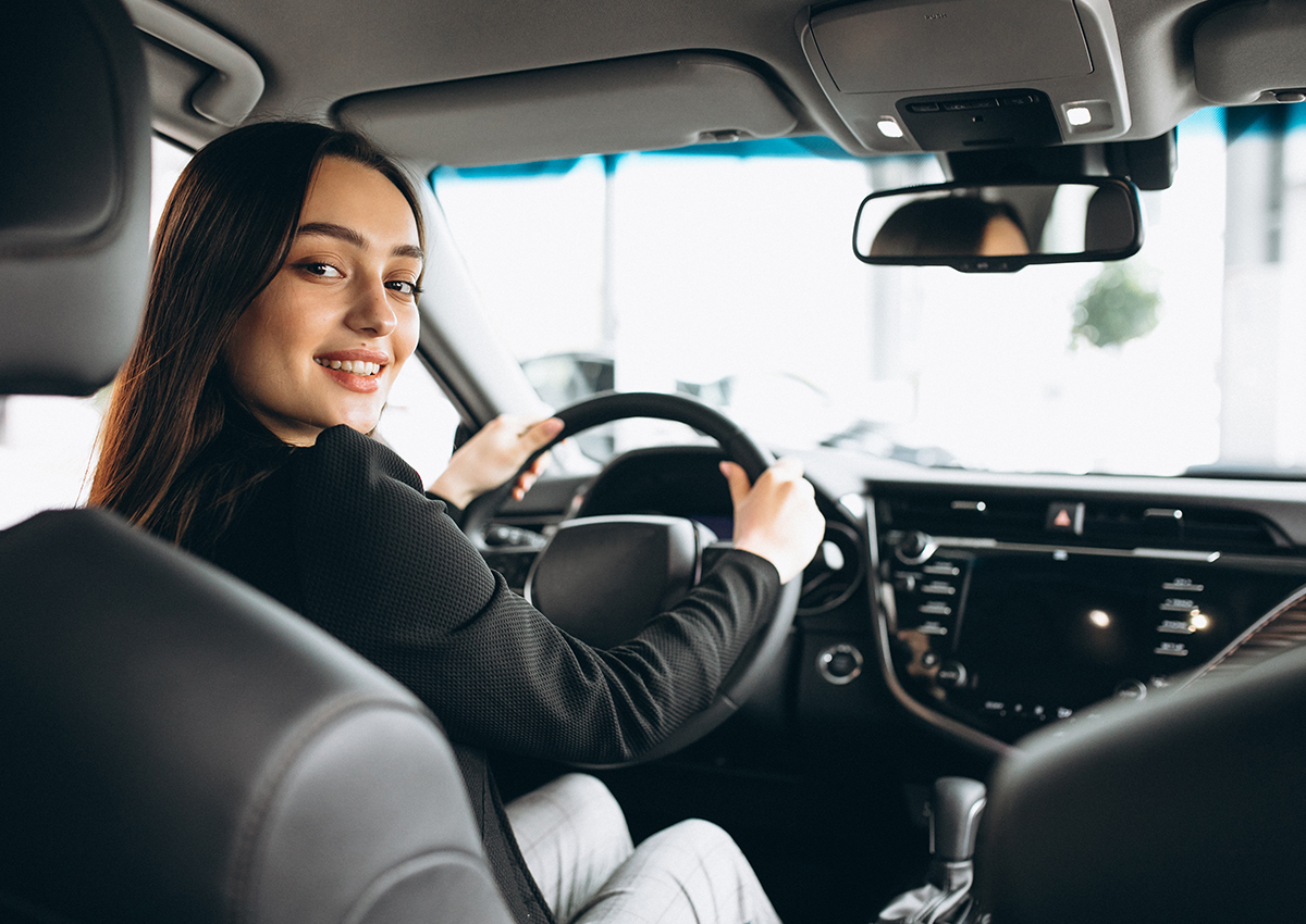 Veja o que dizem as estatísticas sobre as mulheres no trânsito. Dados se referem a acidentes e multas em geral