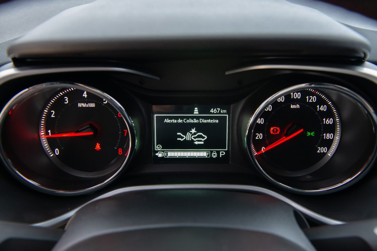 A Gazeta  Versão RS do Chevrolet Onix reforça imagem de esportividade da  linha hatch