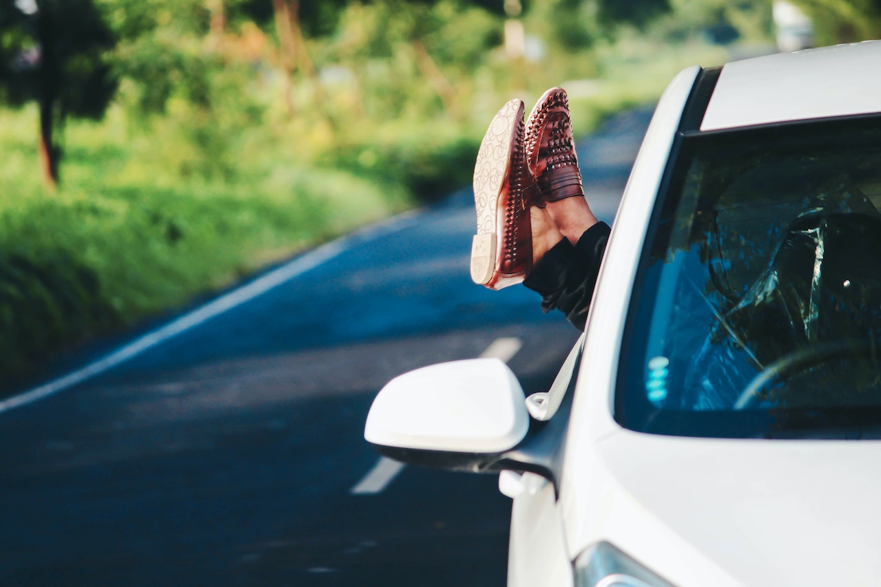 Vai viajar no feriado? 5 carros bons para quem curte pegar a estrada