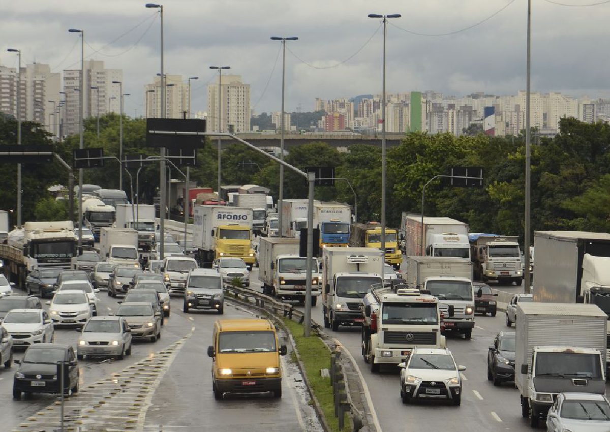 Semana com feriado: veja como fica o rodízio na cidade de São Paulo