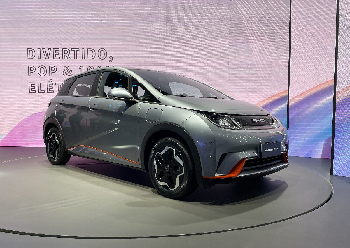 Já era para o Renault Kwid E-Tech! Novo carro elétrico da BYD entrega MUITO MAIS pelo mesmo PREÇO