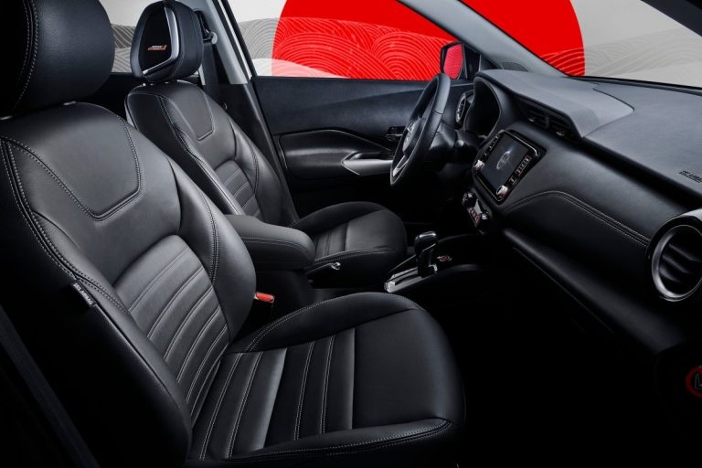 Nissan Kicks 220T