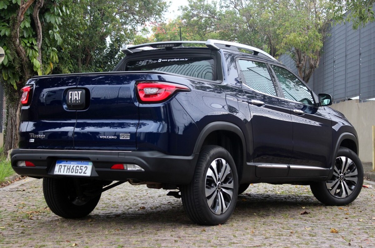 Fiat Toro deixa a concorrência comendo poeira quando o assunto é espaço e poder 