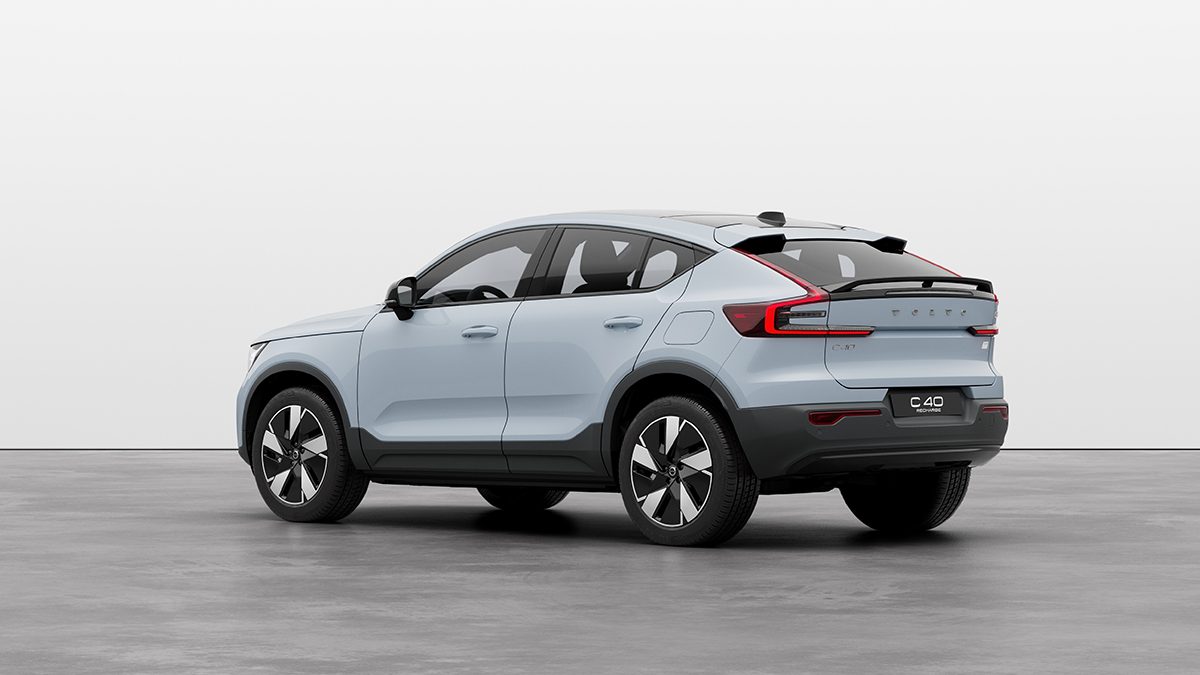 Volvo lança nova versão de entrada para SUV elétrico