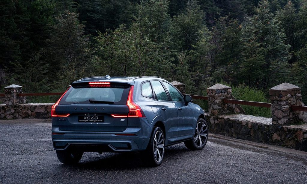 suv-h-brido-da-volvo-recebe-atualiza-es-e-fica-mais-moderno-e-tecnol-gico