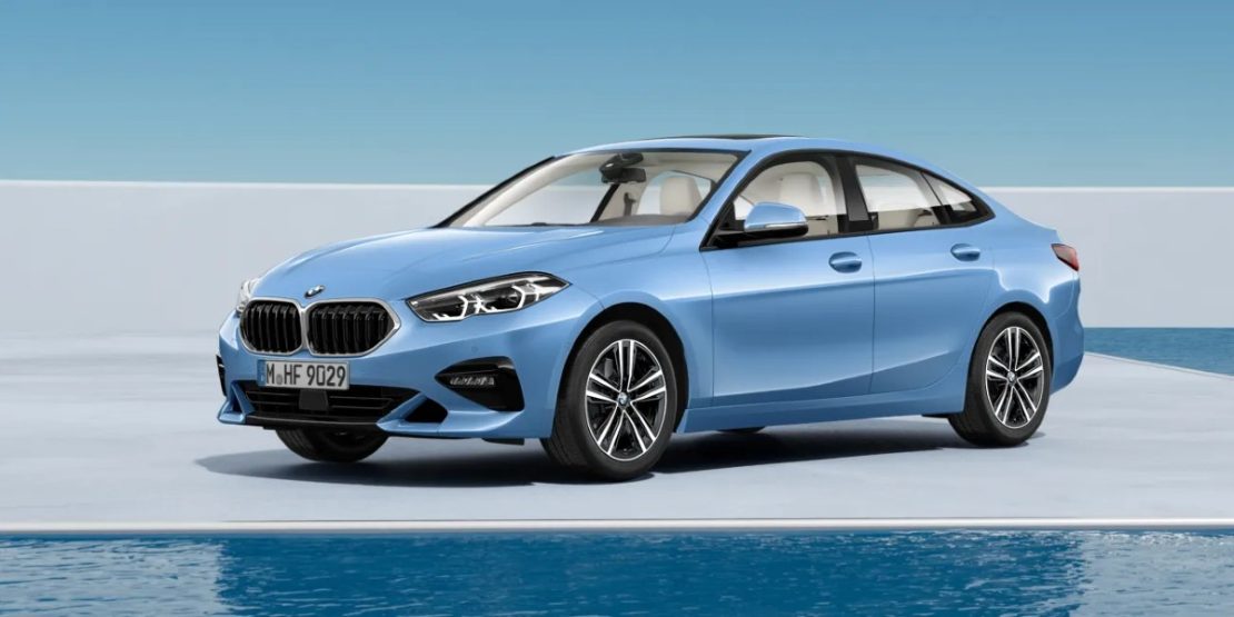 BMW 218i Sport GP 2024: ficha técnica, preço e itens de série