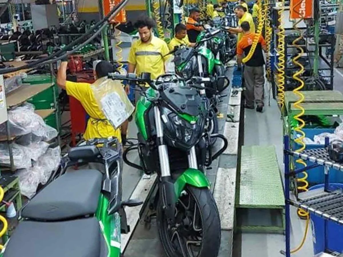 Bajaj confirma fábrica de motos no Brasil, a primeira fora da Índia