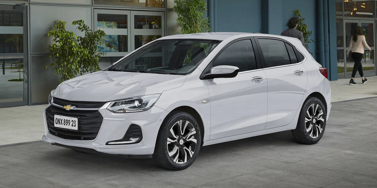 Chevrolet Onix Plus Premier Turbo 2024: ficha técnica, preço, itens