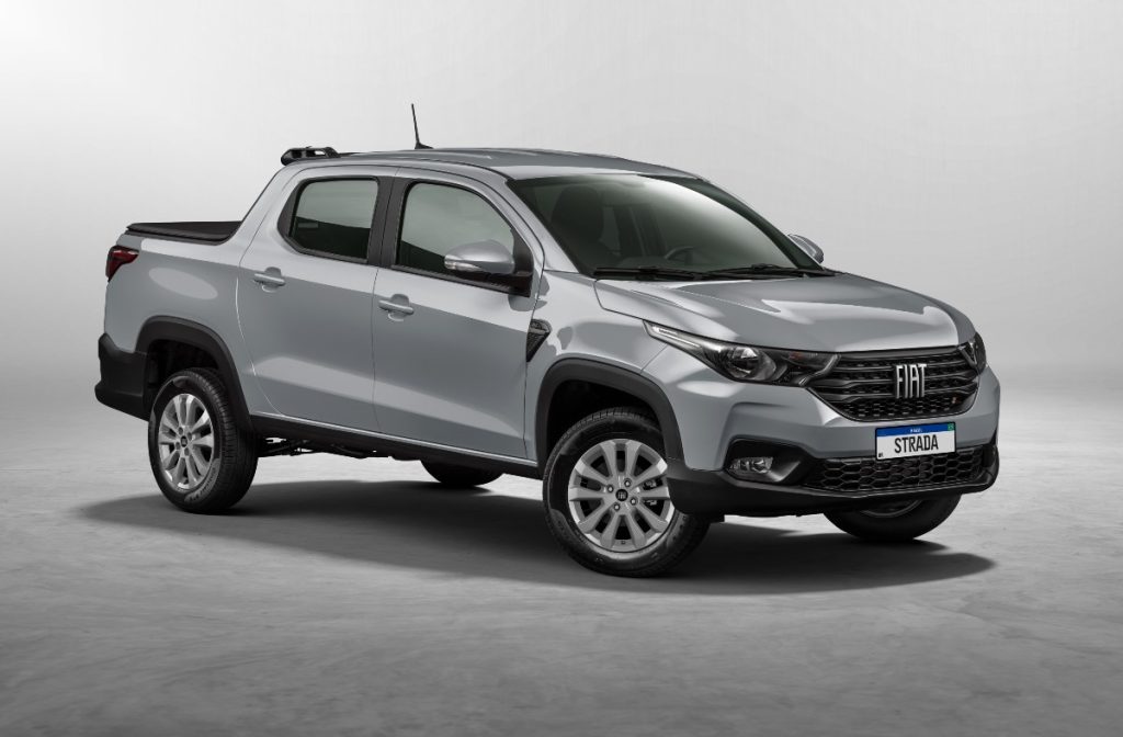 Fiat Strada Volcano CVT 2024 ficha técnica, preço e itens de série