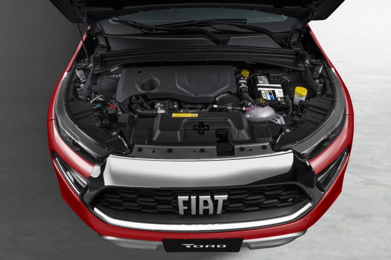 Ficha técnica da Fiat Toro Volcano 4x4 2024