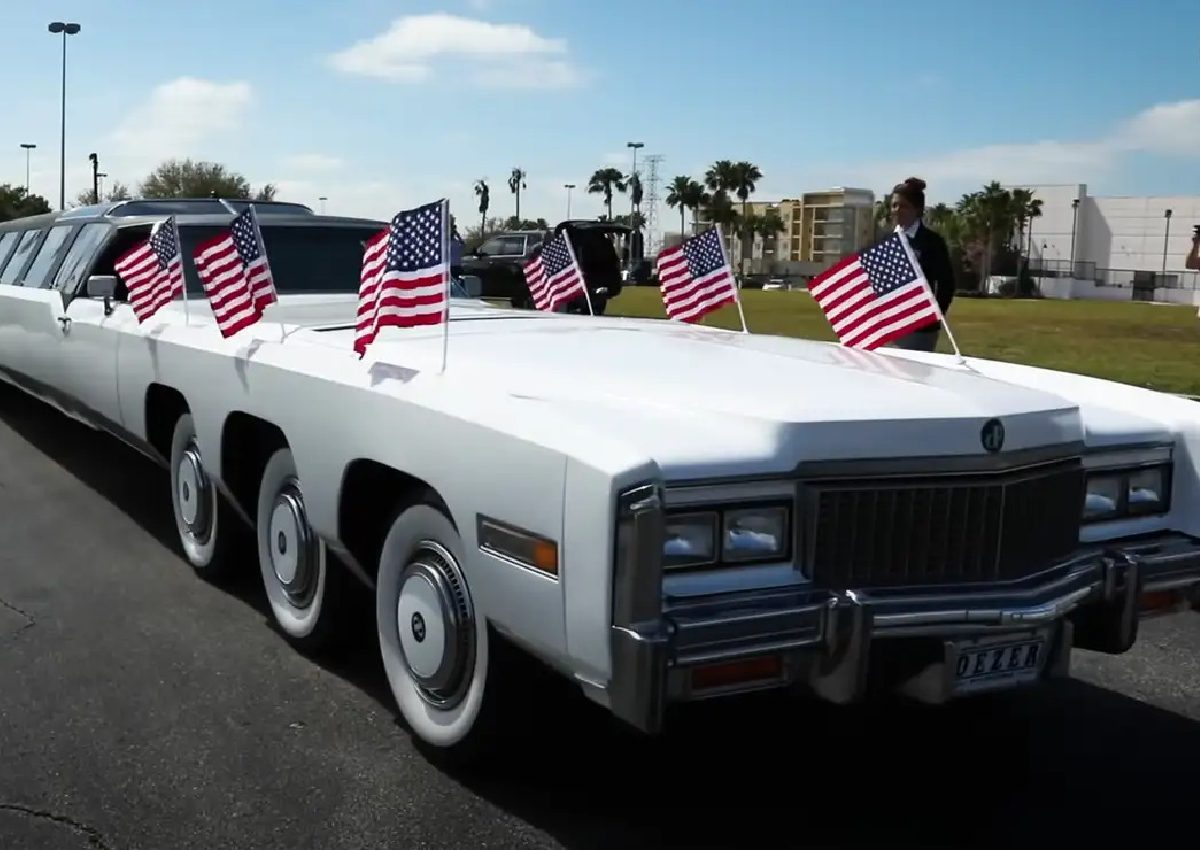 Esse é o carro mais longo do mundo e tem até pista de golfe dentro!